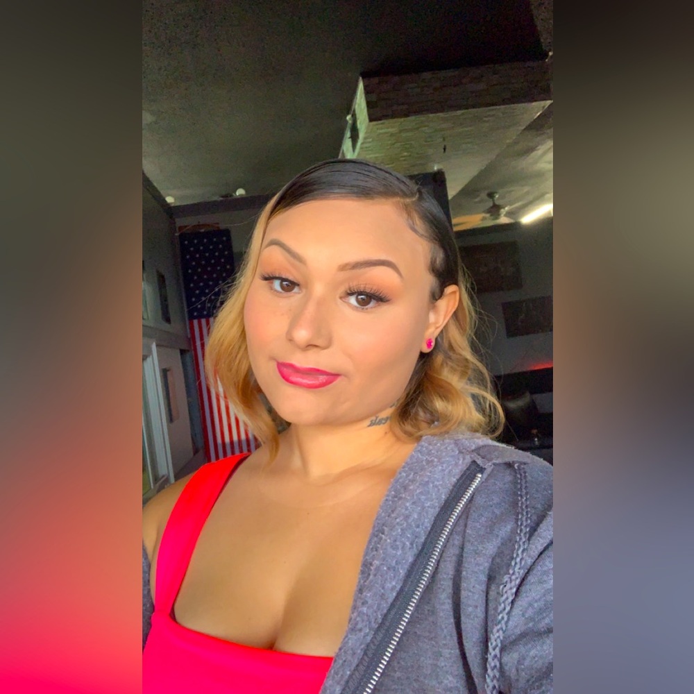 Meet your Posher, Tara ann